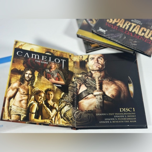 Spartacus: The Complete Collection (Blu-ray) - Picture 2 of 10